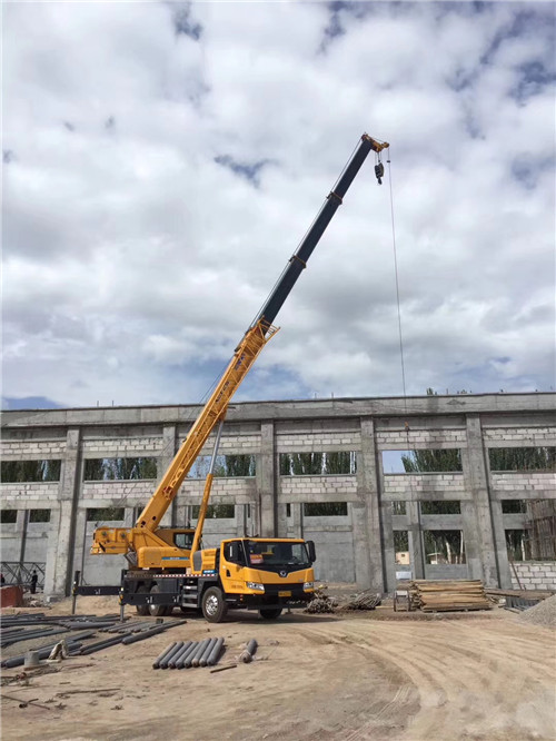 两当县吊装作业前会做设备检查吗？安全保障措施有哪些？